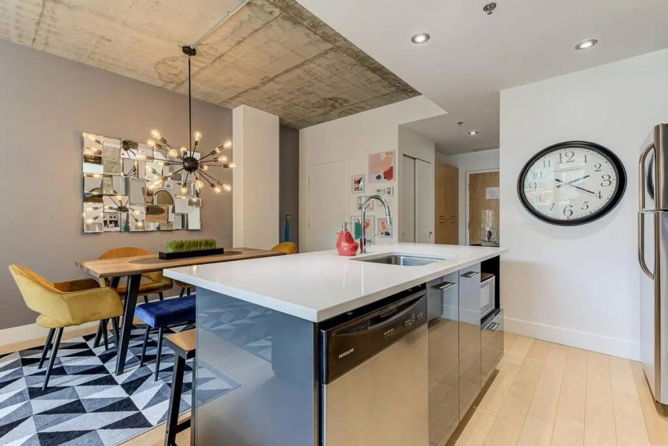 דירות קוויבק סיטי Les Immeubles Charlevoix 760-205